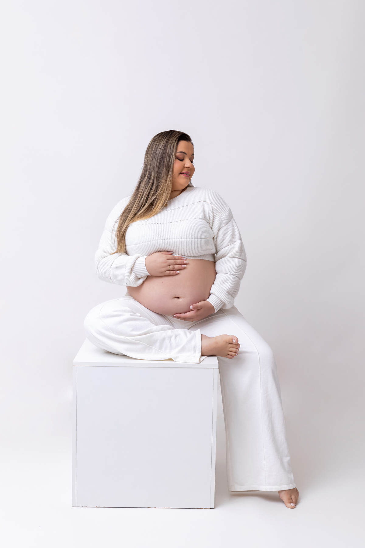 Ensaio gestante em estúdio realizado em Caraguatatuba | Gestante da Juliana