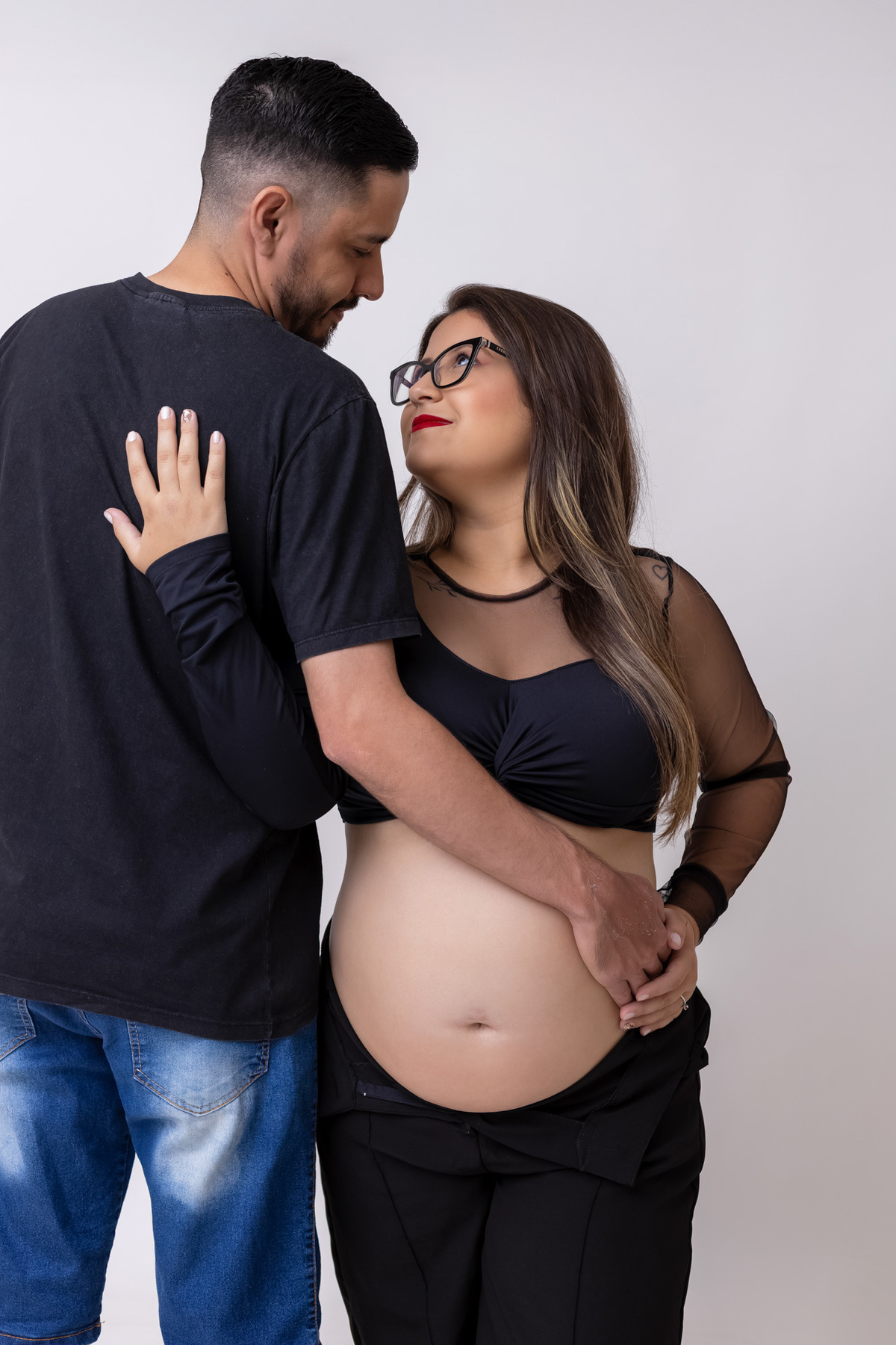 Ensaio gestante em Caraguatatuba com a Fernanda registrando a espera pelo bebê