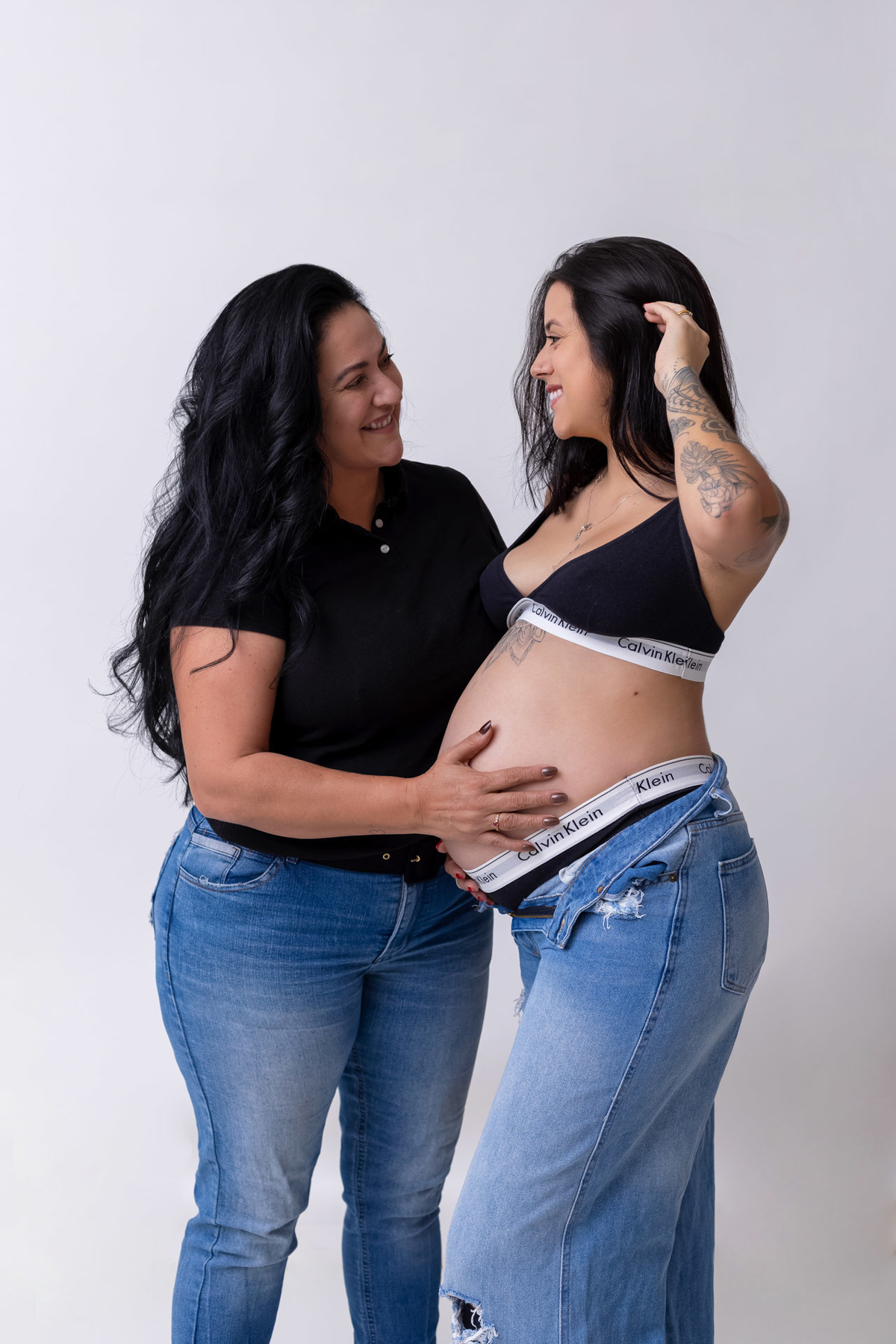 Ensaio gestante em Caraguatatuba registrando a doce espera do Heitor