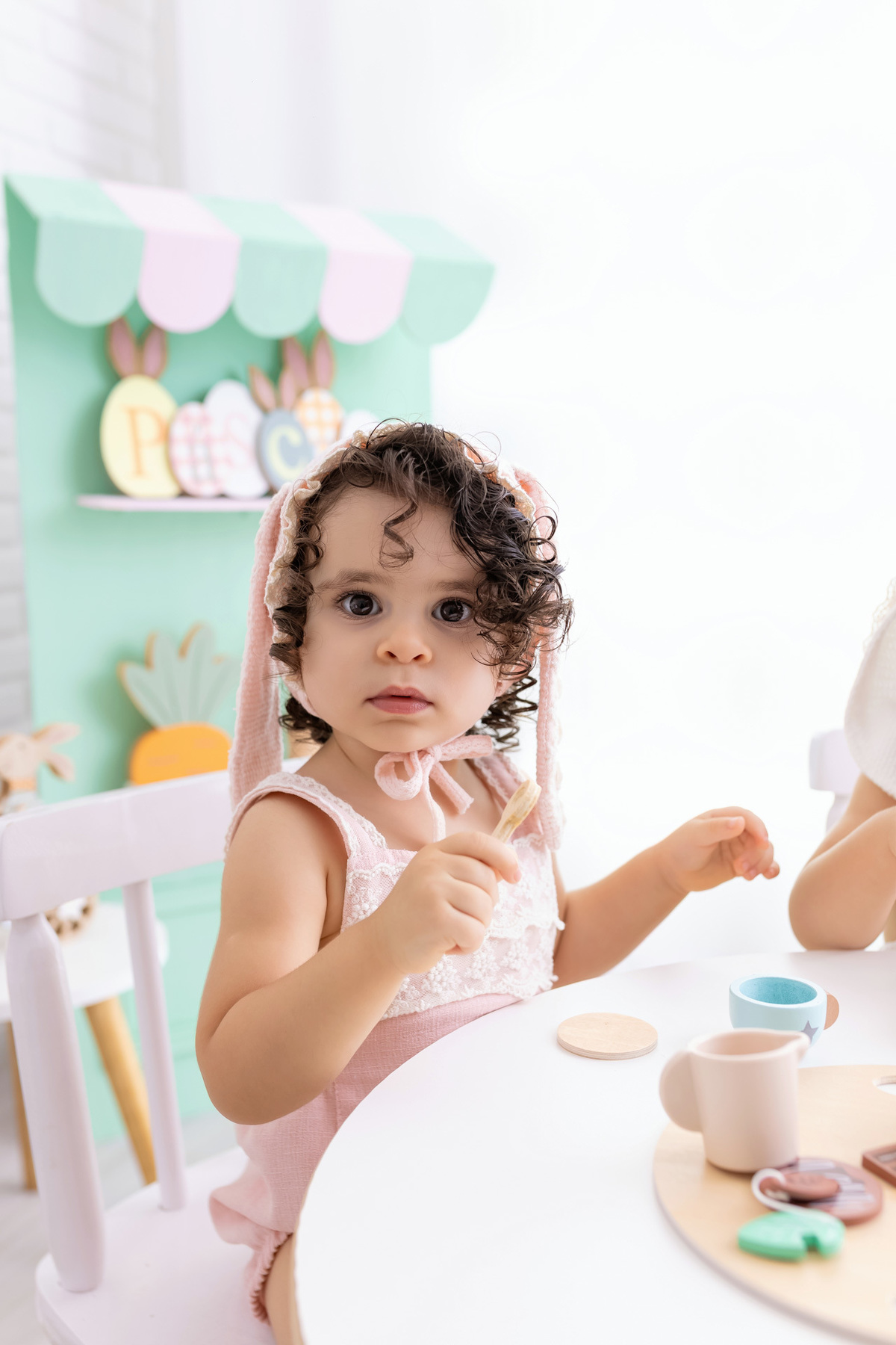 Chá com os Coelhos da Lara e Luiza - Especial de Páscoa 2026
