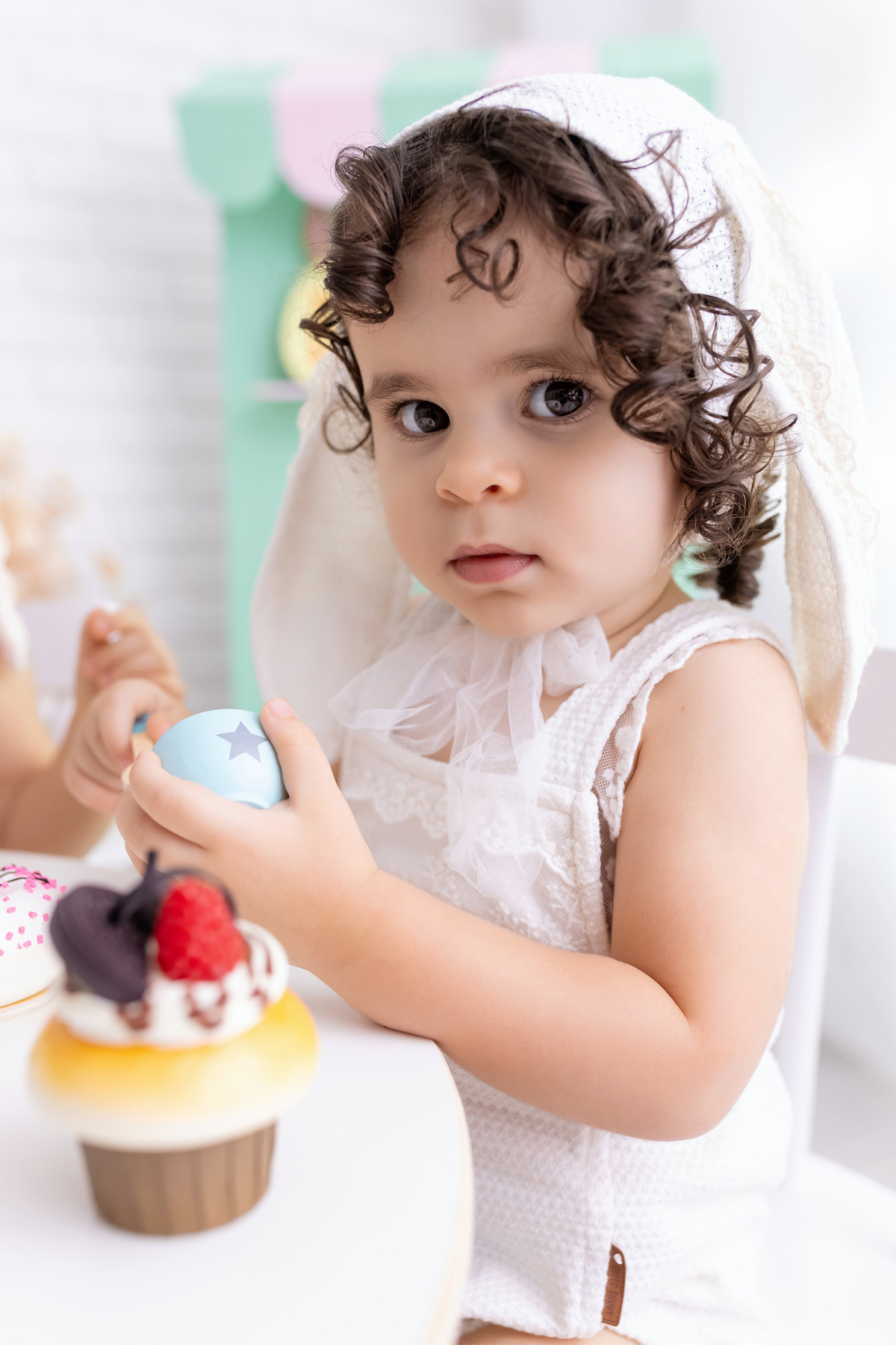 Chá com os Coelhos da Lara e Luiza - Especial de Páscoa 2026