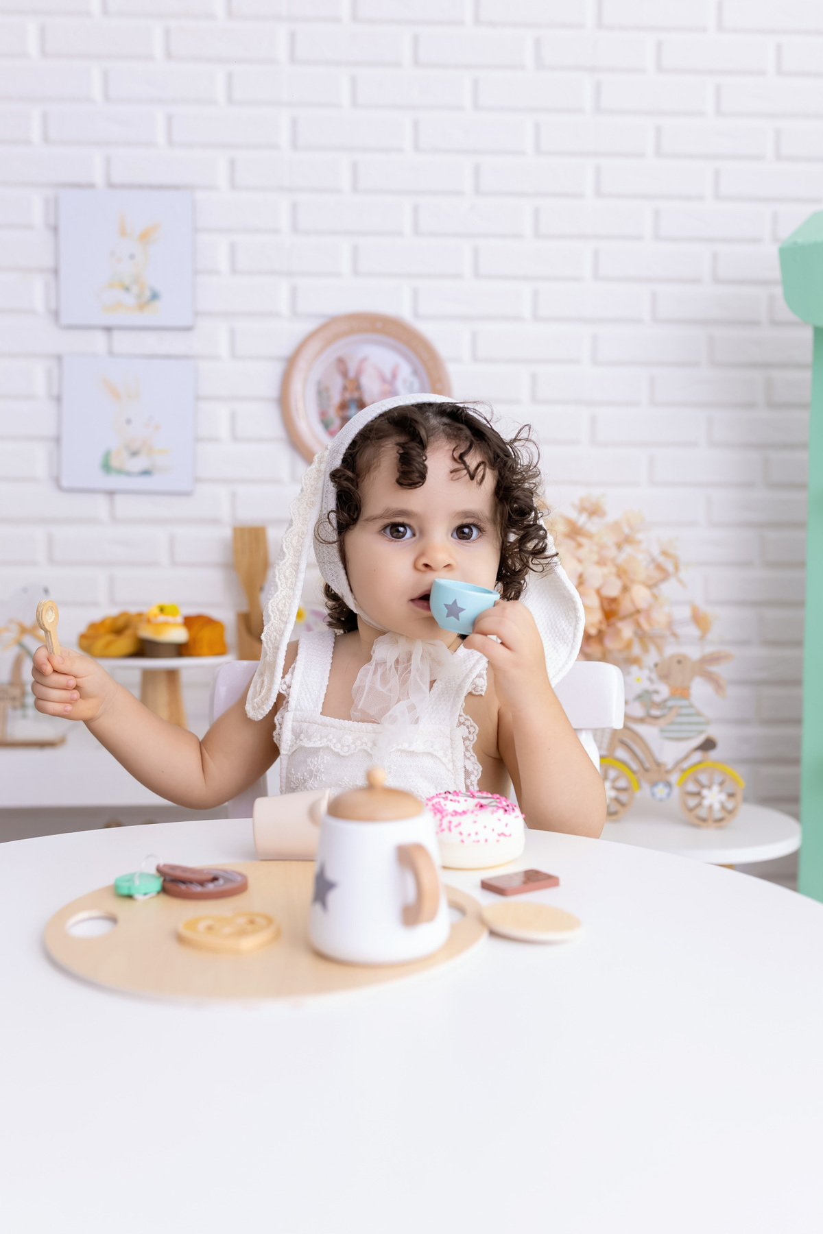 Chá com os Coelhos da Lara e Luiza - Especial de Páscoa 2026