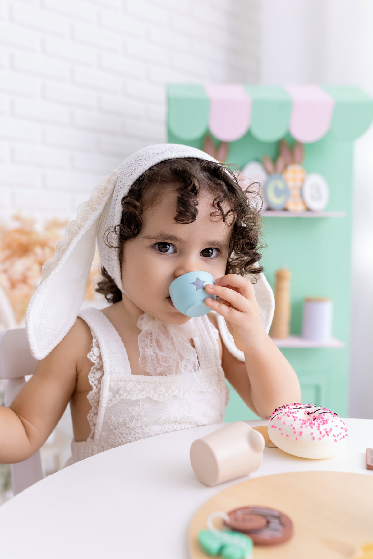 Chá com os Coelhos da Lara e Luiza - Especial de Páscoa 2026