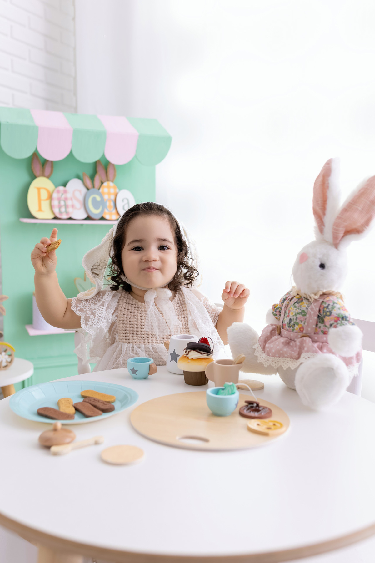 Chá com os Coelhos da Laís - Especial de Páscoa 2026