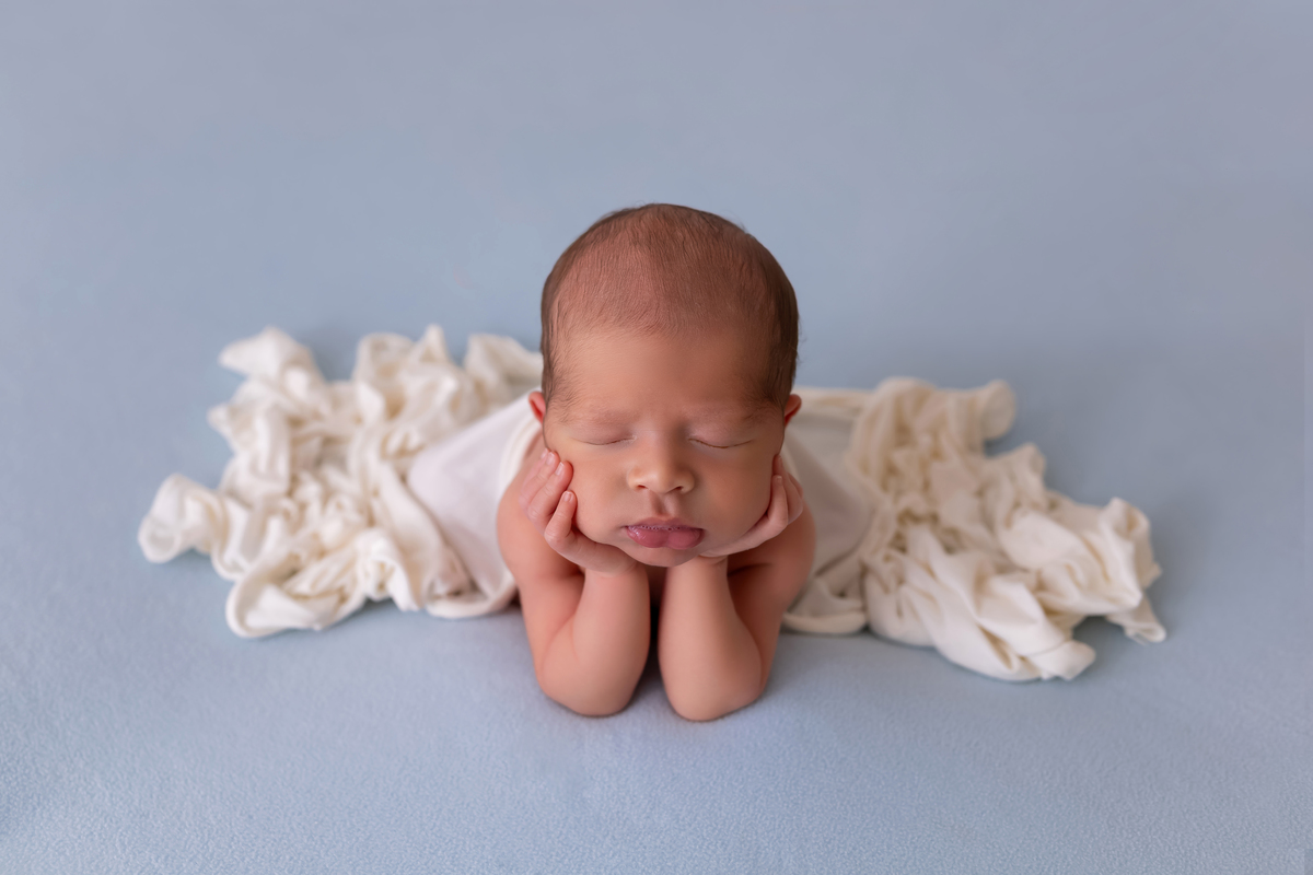  Newborn caraguatatuba - newborn menino azul - newborn menino - foto recem-nascido caraguatatuba - estúdio fotográfico caragua 