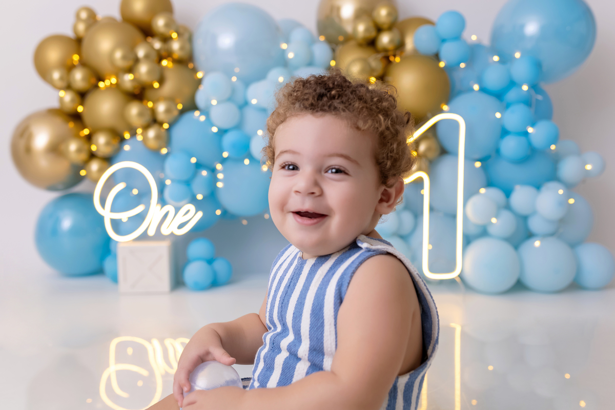 Smash the Cake Caraguatatuba - Ensaio primeiro aninho - mundo azul
 - Ensaio fotográfico infantil - Estúdio On Click Fotografia - Smash the cake 