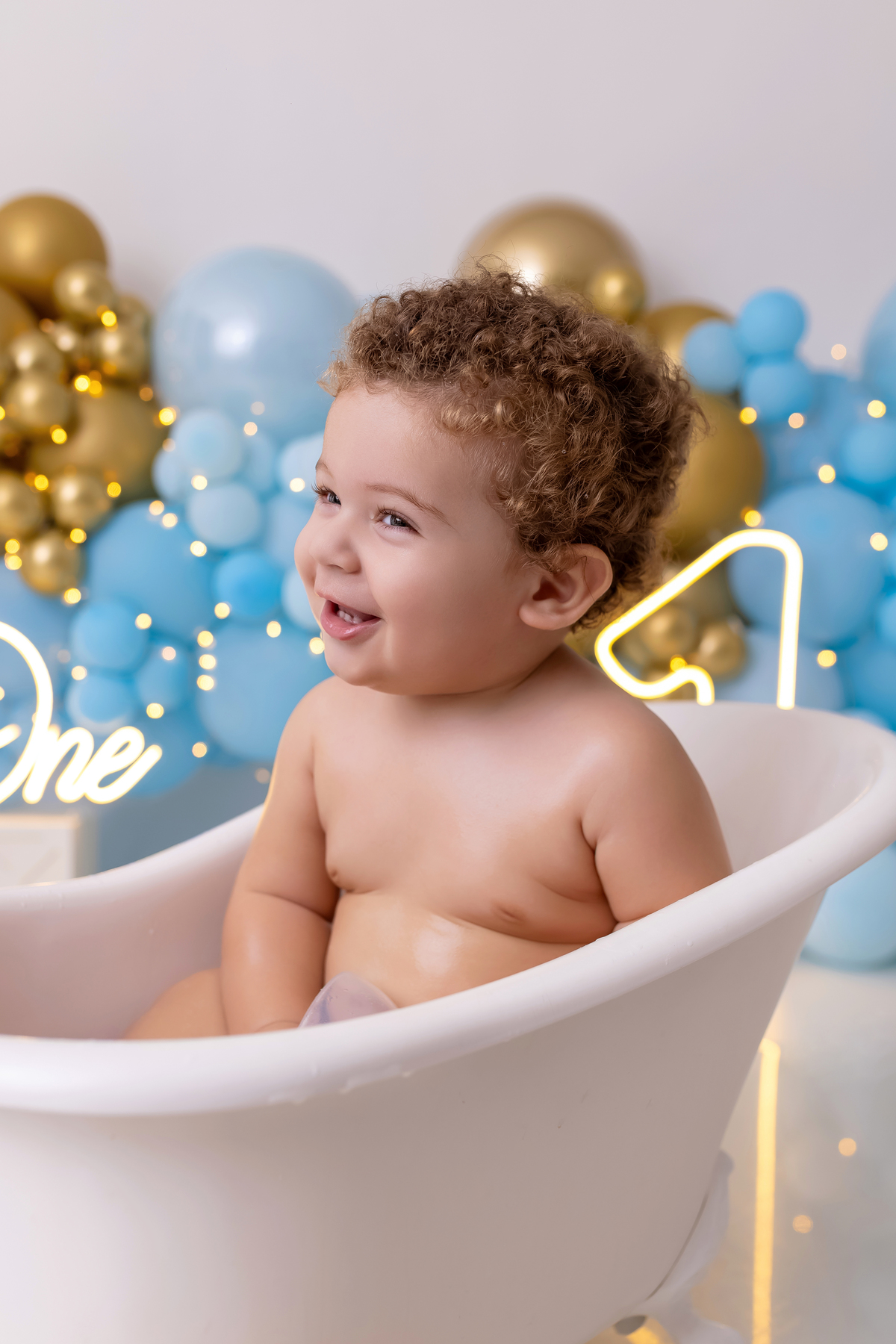 Smash the Cake Caraguatatuba - Ensaio primeiro aninho - mundo azul
 - Ensaio fotográfico infantil - Estúdio On Click Fotografia - Smash the cake 
