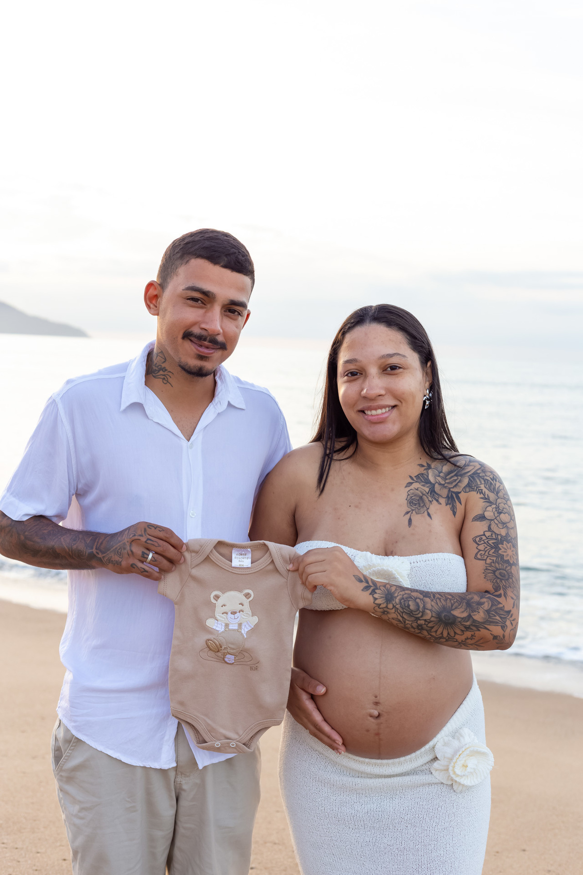 Ensaio gestante na Praia - Praia de Caraguatatuba - Praia do Capricórnio