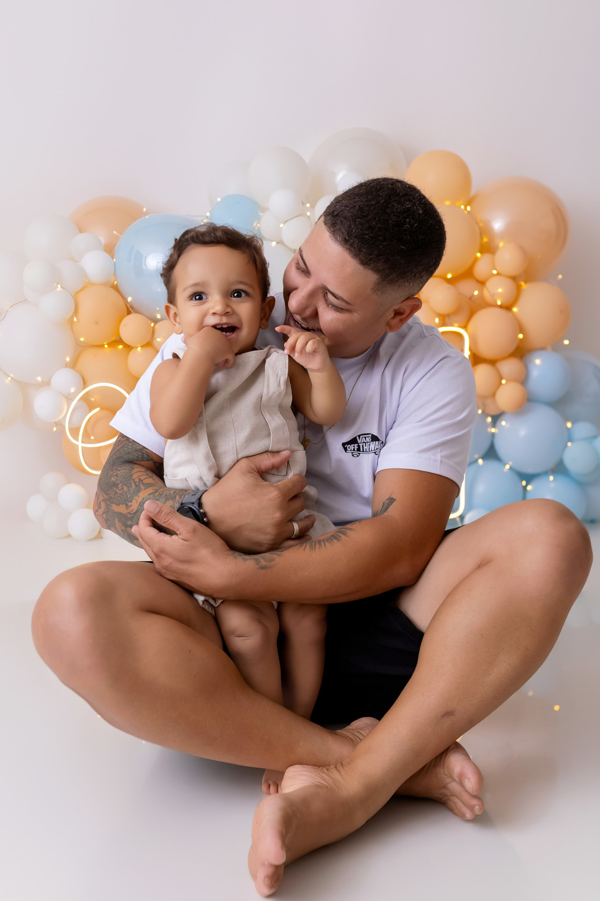 Ensaio de 1 Ano do Luiz com Bolo de Melão e Fotos em Família | On Click Fotografia