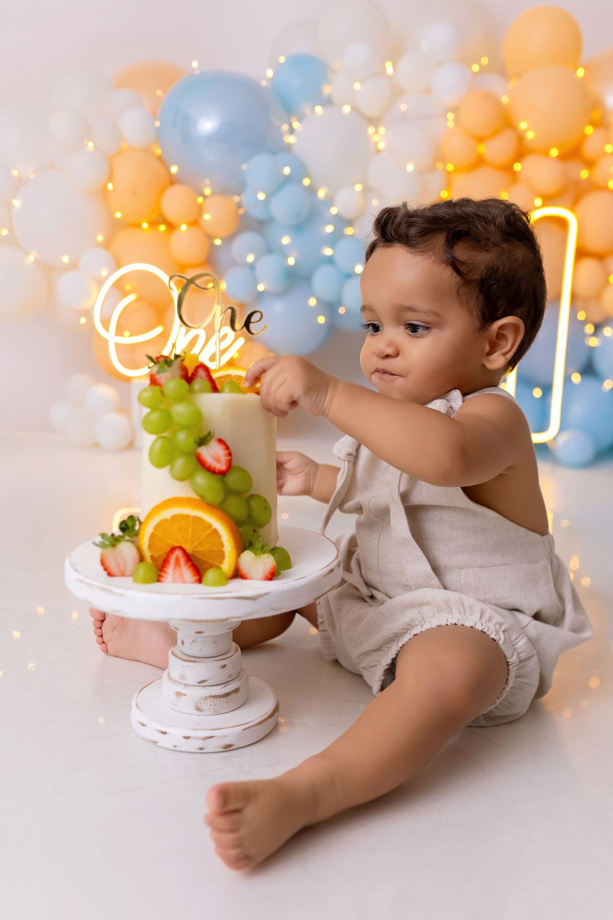Ensaio de 1 Ano do Luiz com Bolo de Melão e Fotos em Família | On Click Fotografia