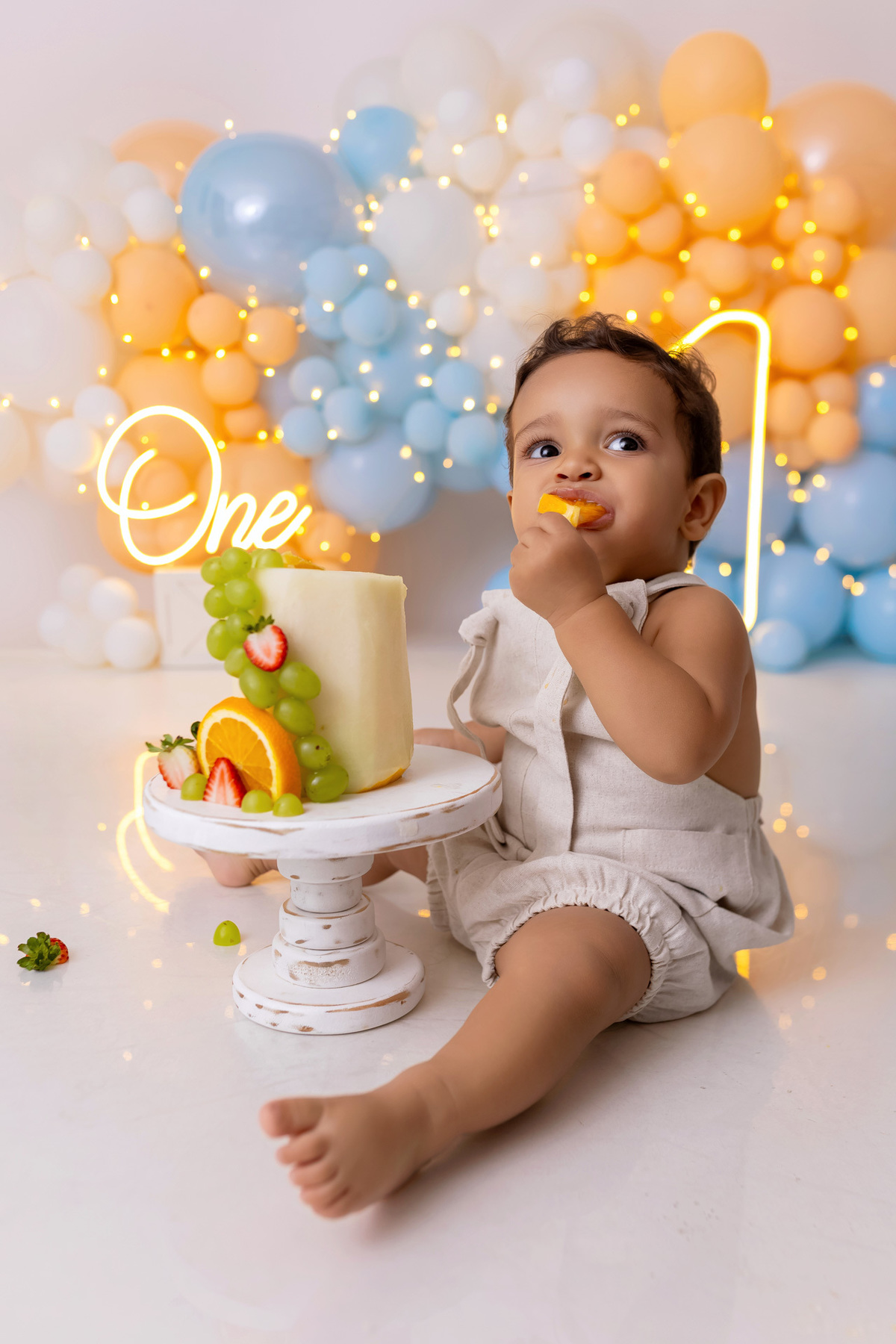 Ensaio de 1 Ano do Luiz com Bolo de Melão e Fotos em Família | On Click Fotografia