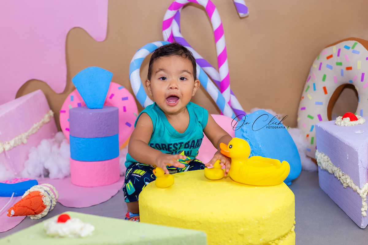 Mundo doce - Mini Sessão Dia das Crianças - On Click Fotografia 