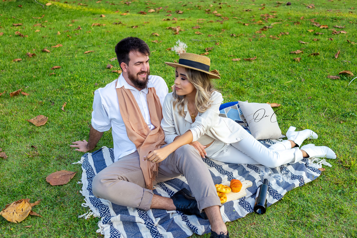 Ensaio Dia dos Namorados -  Meu amor em Piquenique - Thalita e Ricardo -  Caraguatatuba/SP - On Click Fotografia