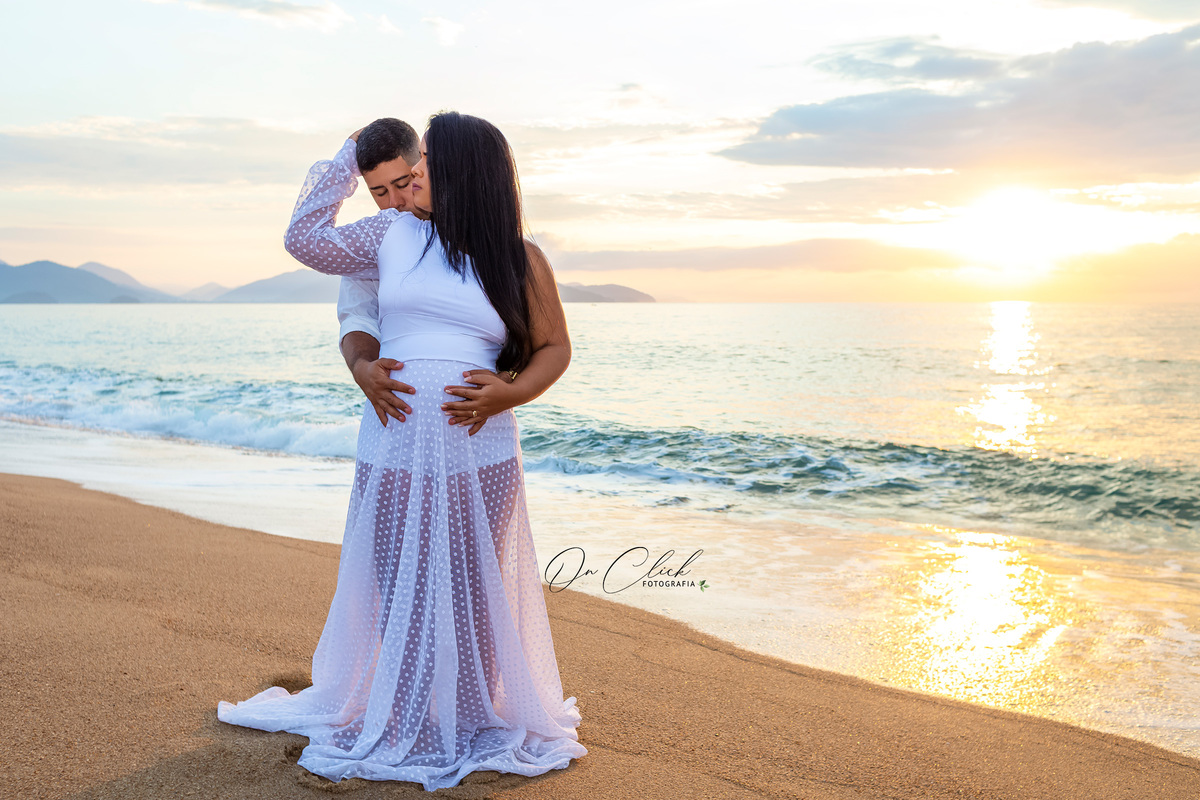 Ensaio Gestante - Caraguatatuba - Gestante Ádla - Praia da Lagoa Azul / Caraguatatuba - On Click Fotografia