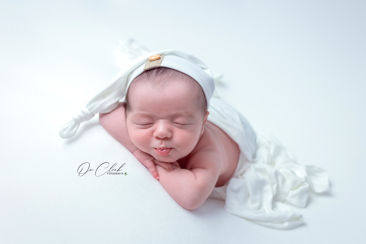 Newborn do Guilherme Henrique - Newborn Caraguatatuba - Home Estúdio On Click Fotografia - Newborn Caraguatatuba