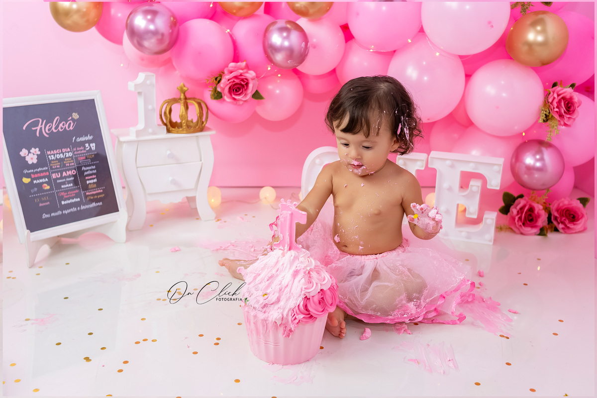 Smash the Cake Princesa Rosa - Smash the Cake da  Heloá - Caraguatatuba/SP - On Click Fotografia