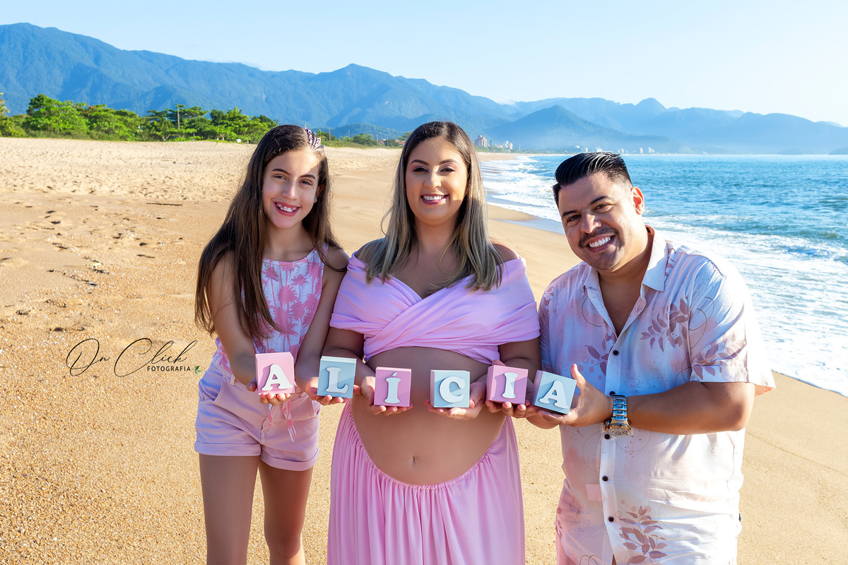 Ensaio Gestante na praia - Gestante Aline - Praia da Lagoa Azul / Caraguatatuba - On Click Fotografia