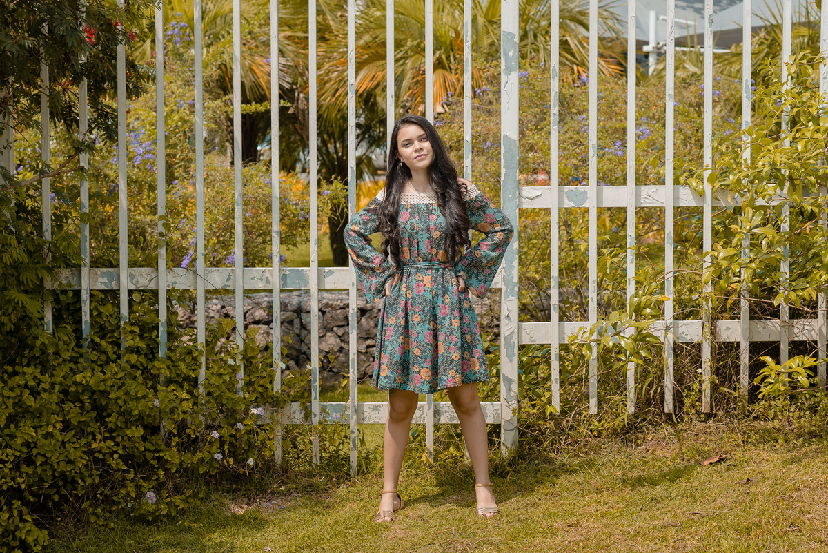 ensaio-fotográfico-de-debutante-rio2-barra-15-anos-jardim-secreto