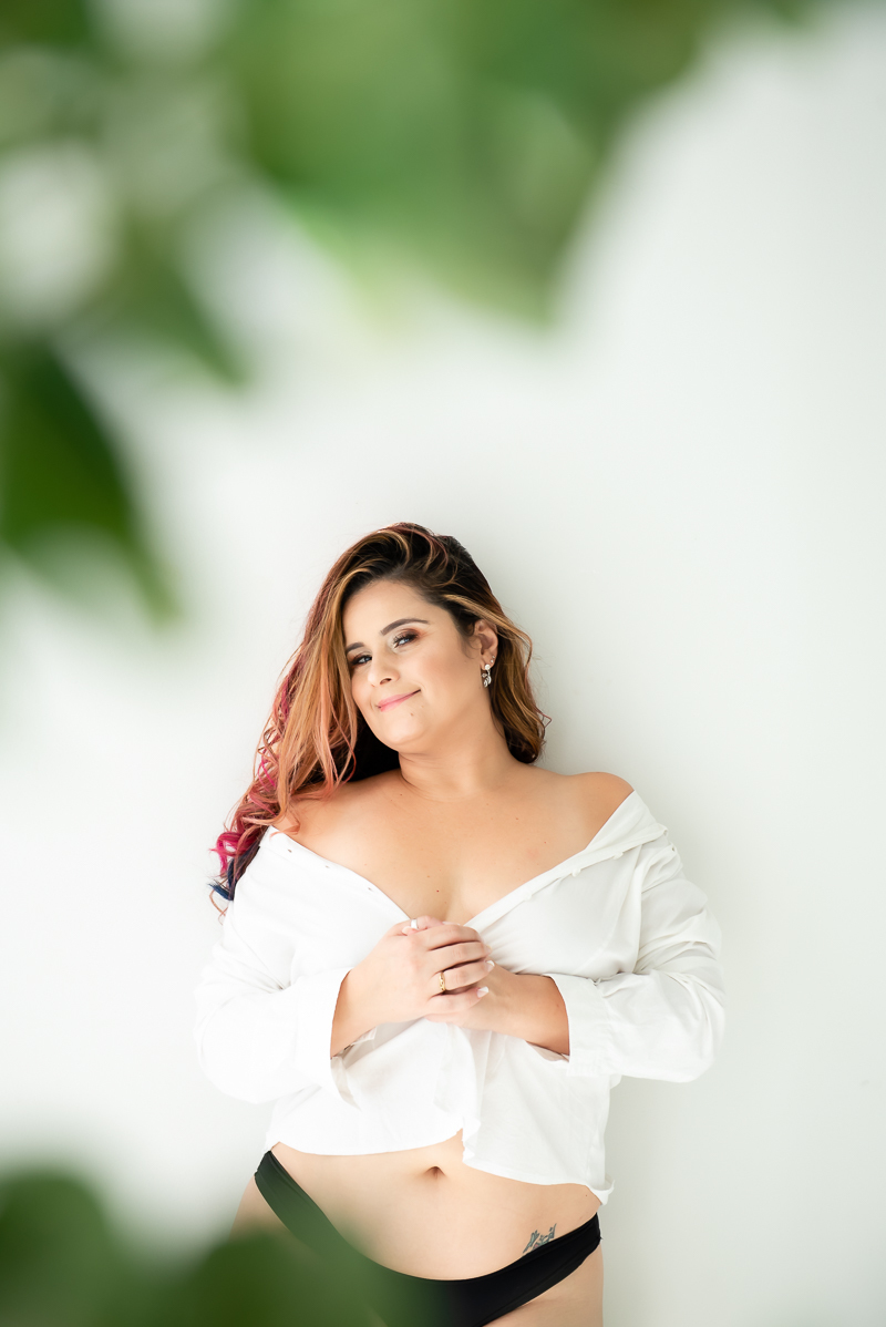 mulher posando para ensaio boudoir na zona sul do rio de janeiro