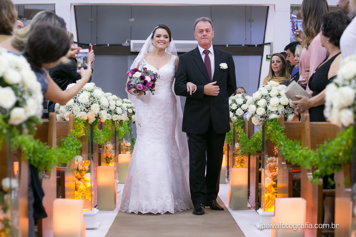 entrada do noiva igreja Paróquia Sagrada Família Diocese de Santo Amaro