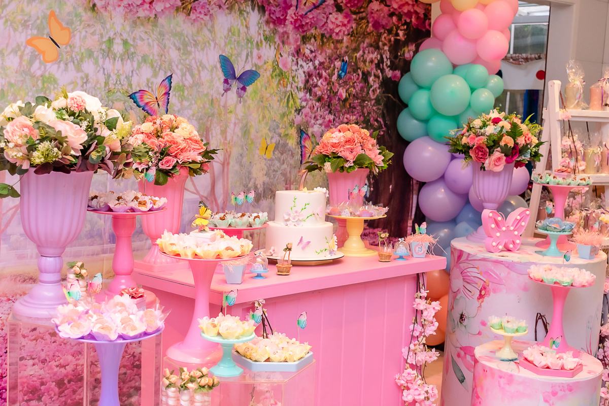 Voo Encantado:  Cobertura Fotográfica com o Tema Borboleta | 7 anos da Olívia | Clube Naval Piraquê | Rio de Janeiro