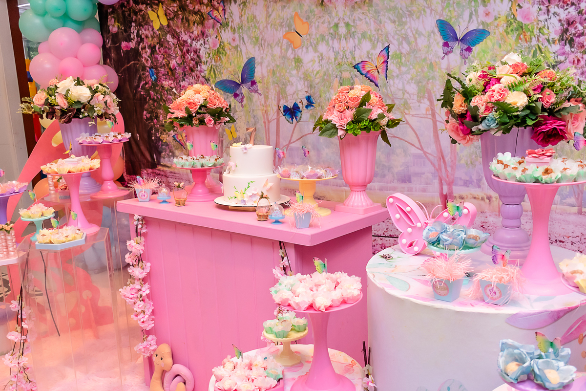 Voo Encantado:  Cobertura Fotográfica com o Tema Borboleta | 7 anos da Olívia | Clube Naval Piraquê | Rio de Janeiro