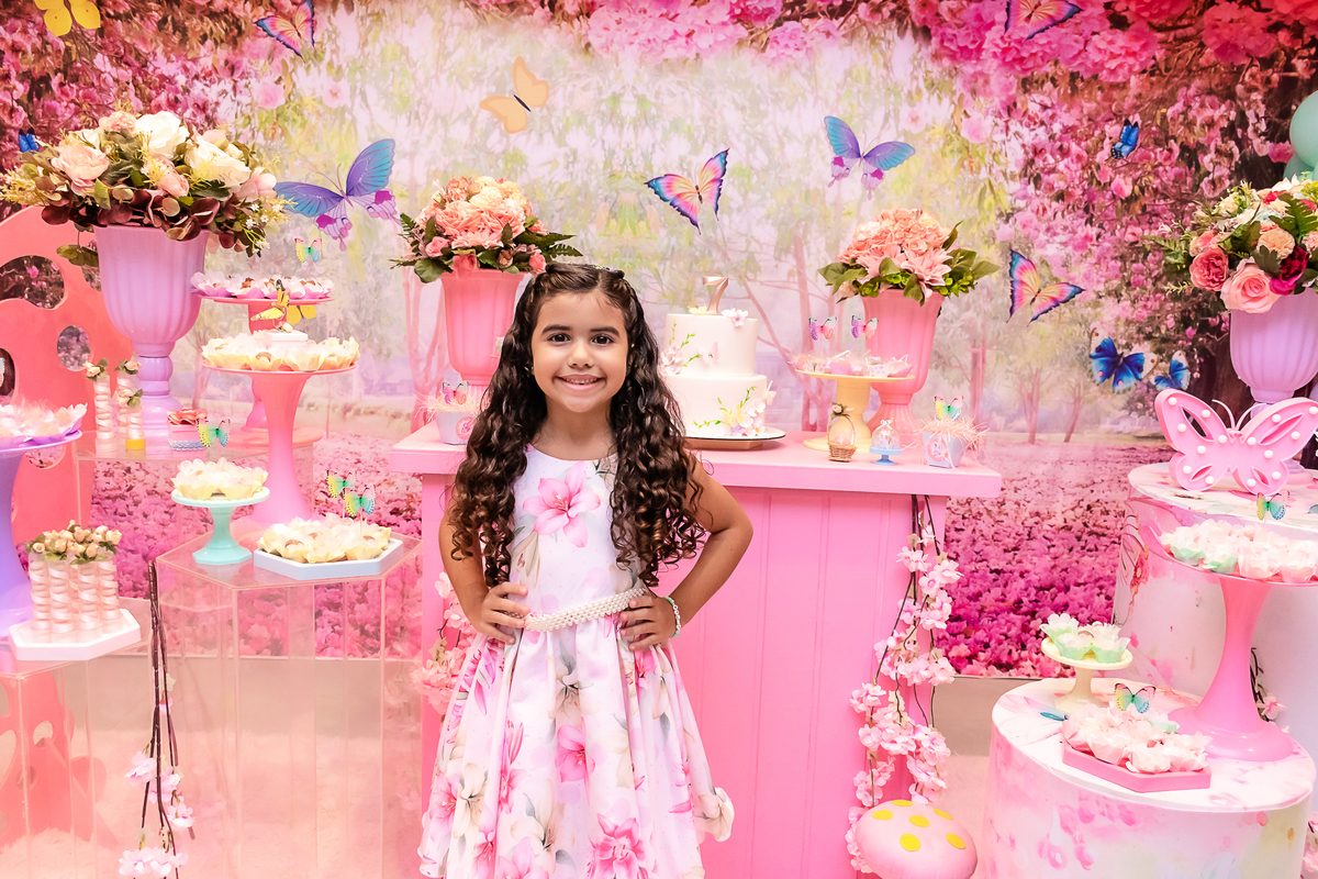 Voo Encantado:  Cobertura Fotográfica com o Tema Borboleta | 7 anos da Olívia | Clube Naval Piraquê | Rio de Janeiro
