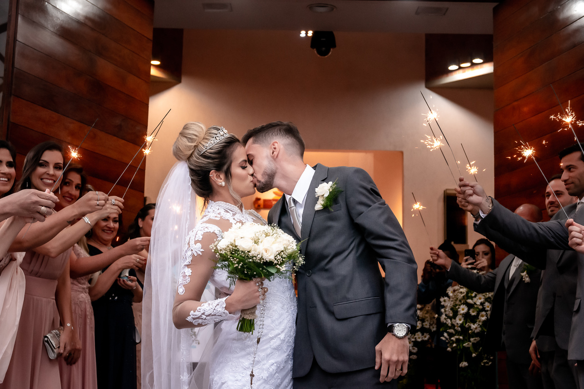 Cobertura Fotográfica de Casamento na Paróquia Nossa Senhora da Vitória, fotografo de casamento