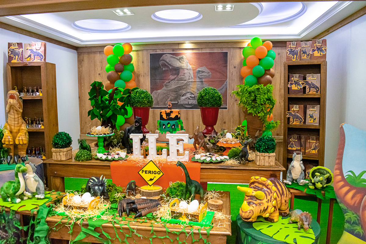 5 anos do Ilê | Fotografia de Festa Infantil | Tema Jurassic Park | Mansão dos Sonhos - Grajaú, Rio de Janeiro (RJ)
