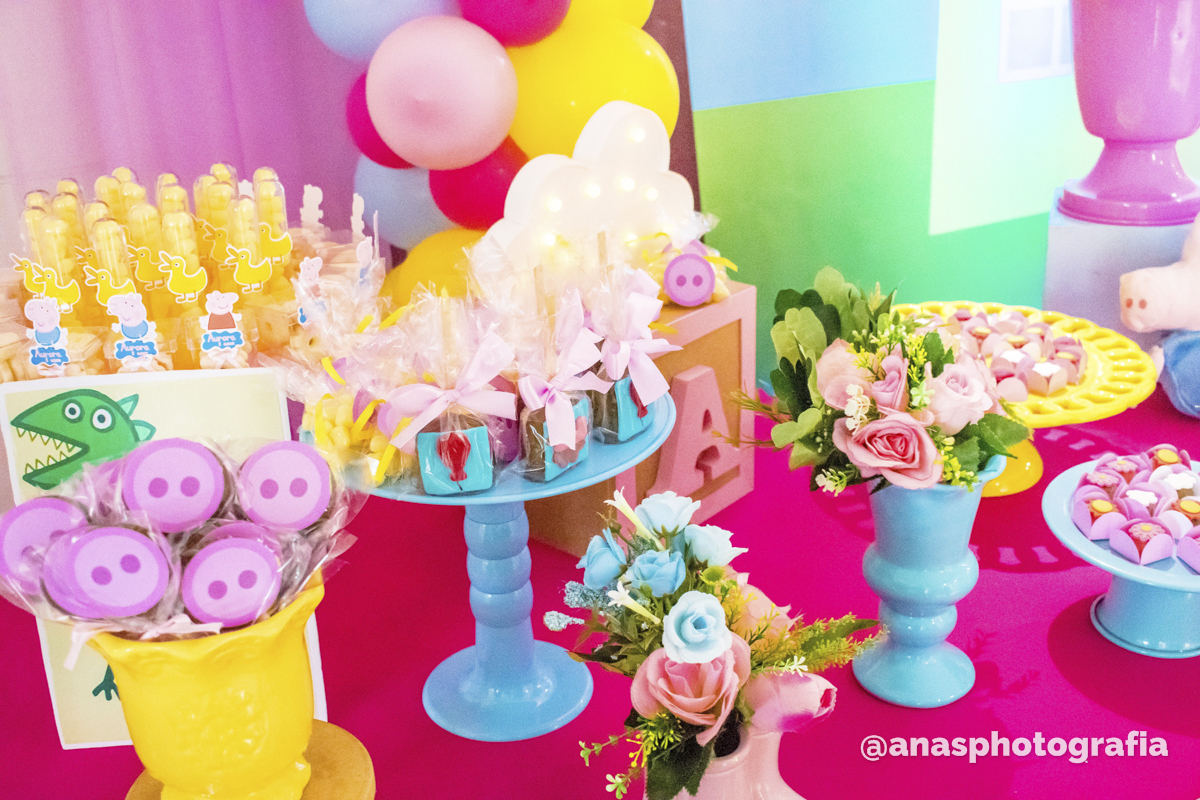 3 aninhos da Aurora | Fotografia Infantil: Peppa | Festa em São Cristóvão - Rio de Janeiro