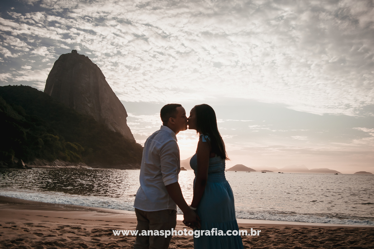 Ensaio Pré Wedding na Praia Vermelha, Rio de Janeiro | Ensaio Pré Casamento Janaina & Alef | Fotografo de Casamento Rio de Janeiro - RJ