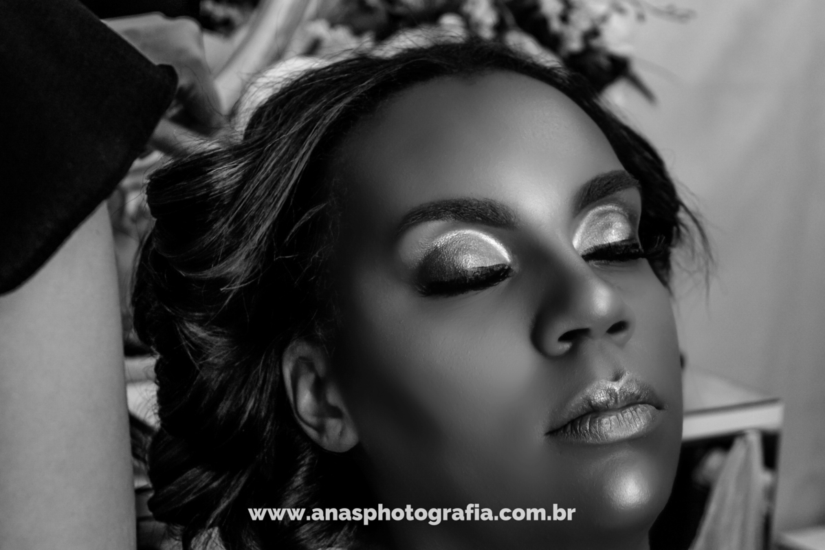 Cobertura Fotográfica de Making of Noiva na Thainá Fernandes Brook Makeup, fotógrafo de casamento, making of noiva