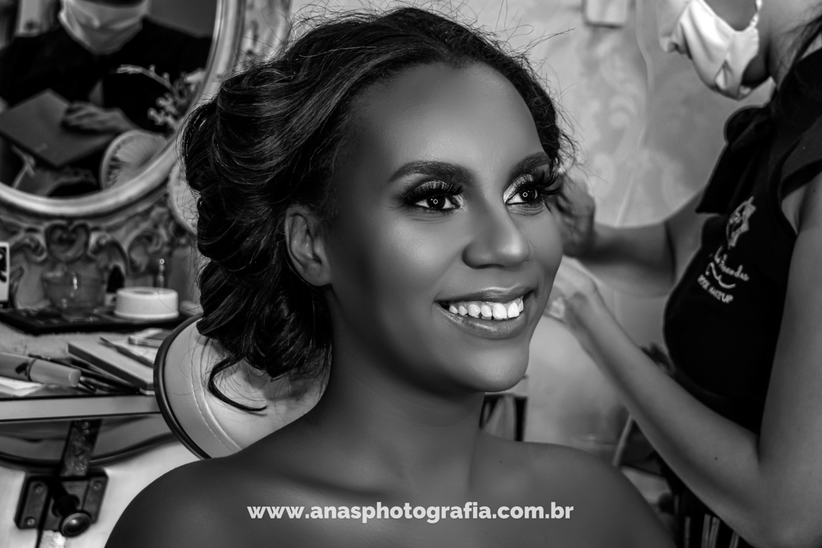 Cobertura Fotográfica de Making of Noiva na Thainá Fernandes Brook Makeup, fotógrafo de casamento, making of noiva