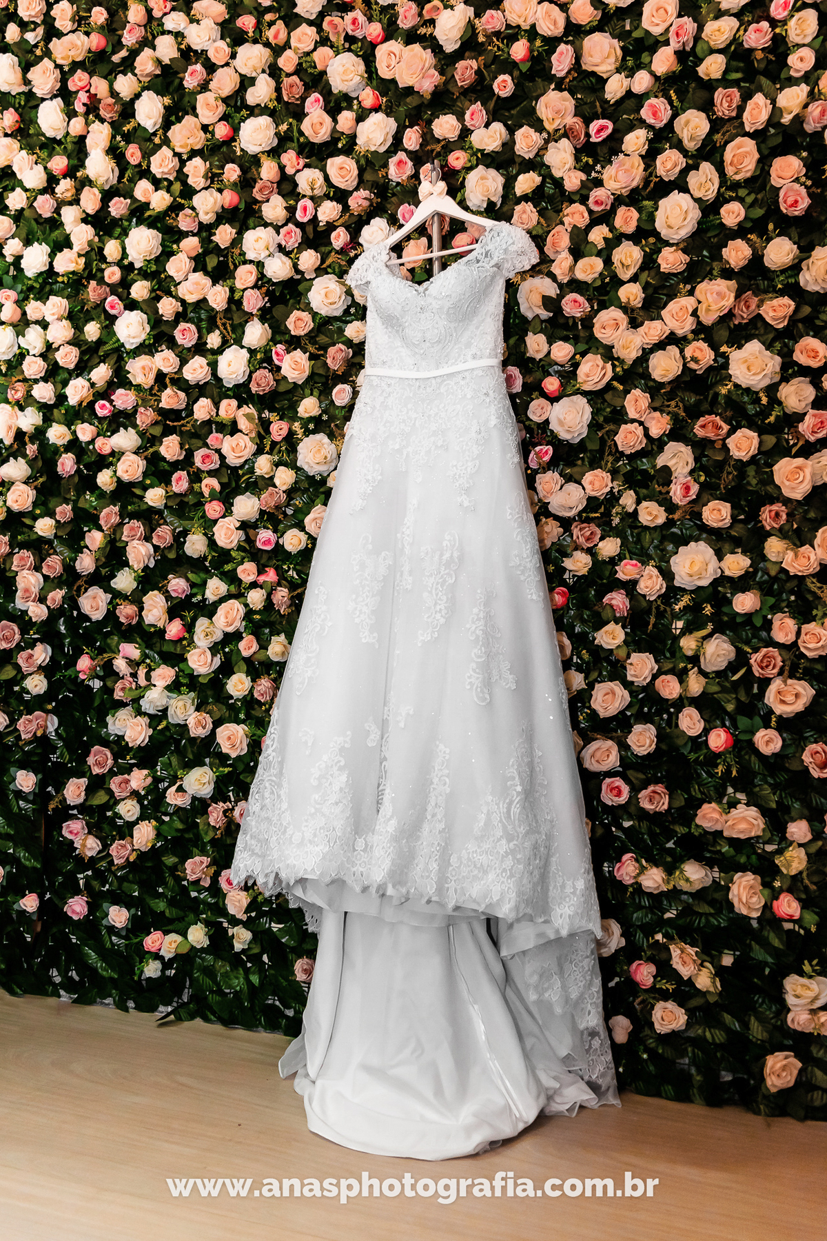 Cobertura Fotográfica de Making of Noiva na Thainá Fernandes Brook Makeup, fotógrafo de casamento, making of noiva