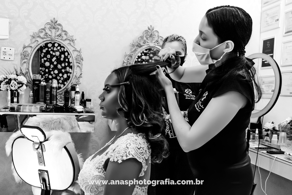 Cobertura Fotográfica de Making of Noiva na Thainá Fernandes Brook Makeup, fotógrafo de casamento, making of noiva