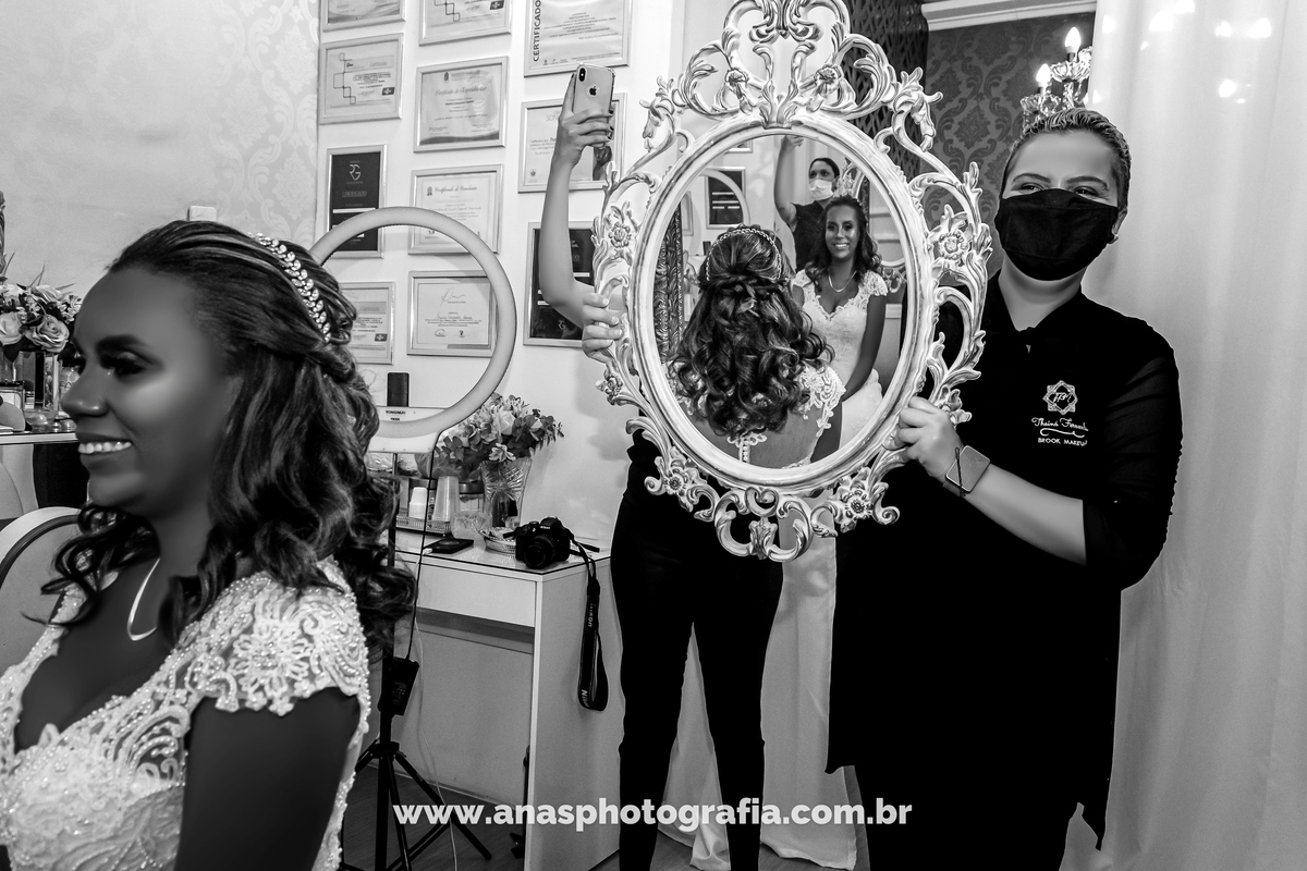 Cobertura Fotográfica de Making of Noiva na Thainá Fernandes Brook Makeup, fotógrafo de casamento, making of noiva