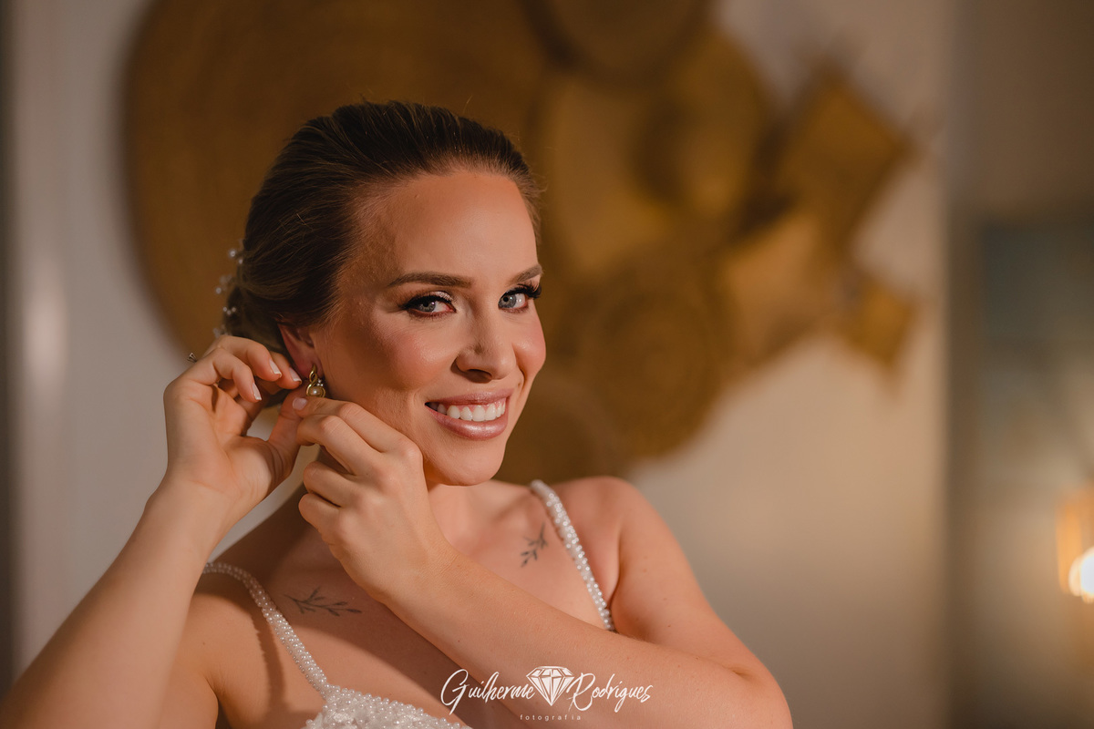 Noiva, Making of da noiva, fotógrafo de casamento, Guilherme Rodrigues fotógrafo, Casamento na praia de Bombinhas, Casamento ao nascer do sol, casar na praia, Fotos de noiva, melhor fotógrafo em Santa Catarina Guilherme Rodrigues