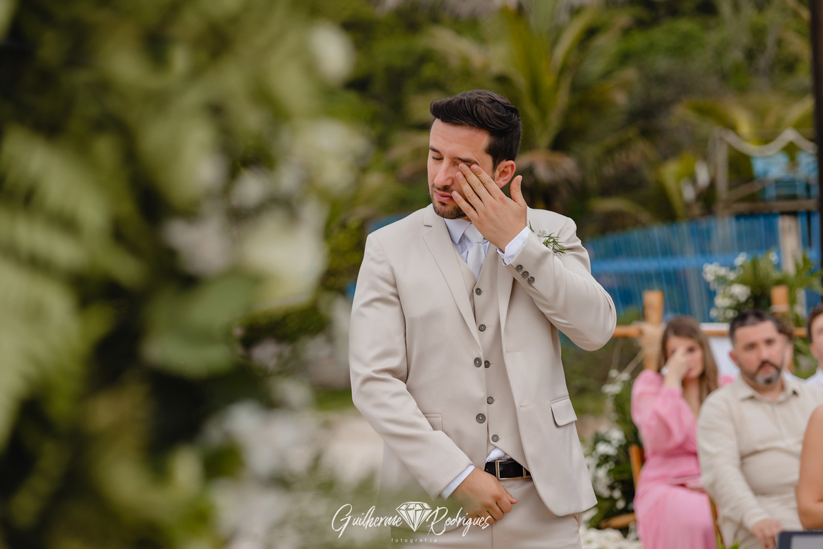Casamento na praia de Bombinhas, Elopment na praia de Bombas, Casar na praai, Pousada Pequeno Paraíso Bombas SC, Fotógrafo em Bombinhas, Fotos casal na praia de bombas, Guilherme Rodrigues fotógrafo