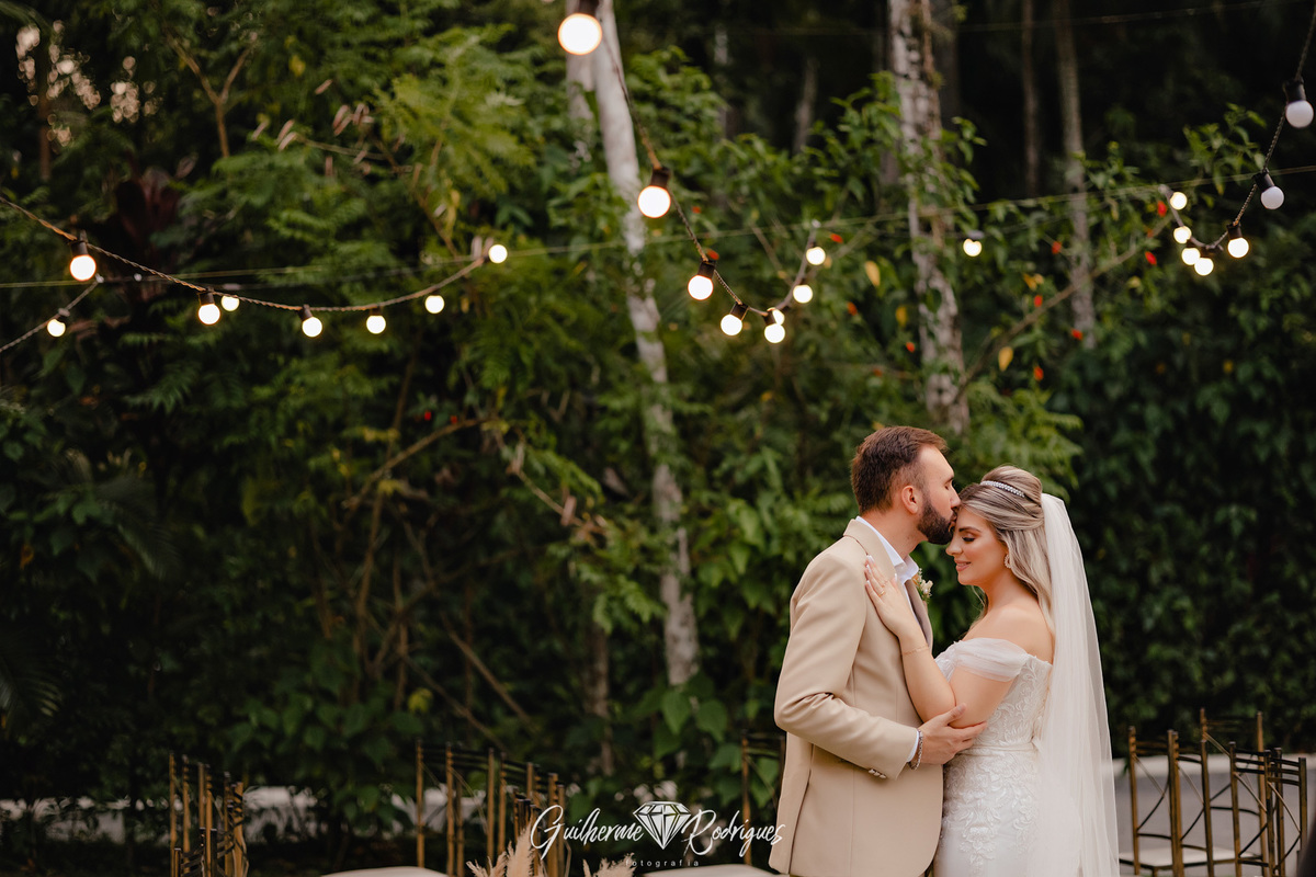 Espaço Sonho Meu Itapema SC, Making of da noiva, dia da noiva, fotógrafo de casamento, Retrato de noiva, casamento no campo, casamento de dia, casamento ao ar livre, casamento em Itapema SC, Guilherme Rodrigues fotógrafo de casamento, Noiva, Casar,