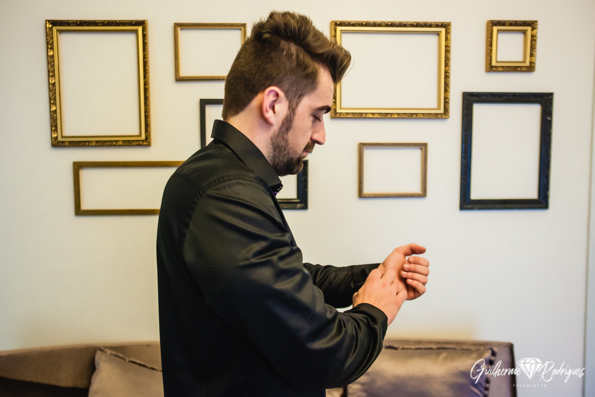 Making of do noivo em Brusque. Fotógrafo de casamento Guilherme Rodrigues