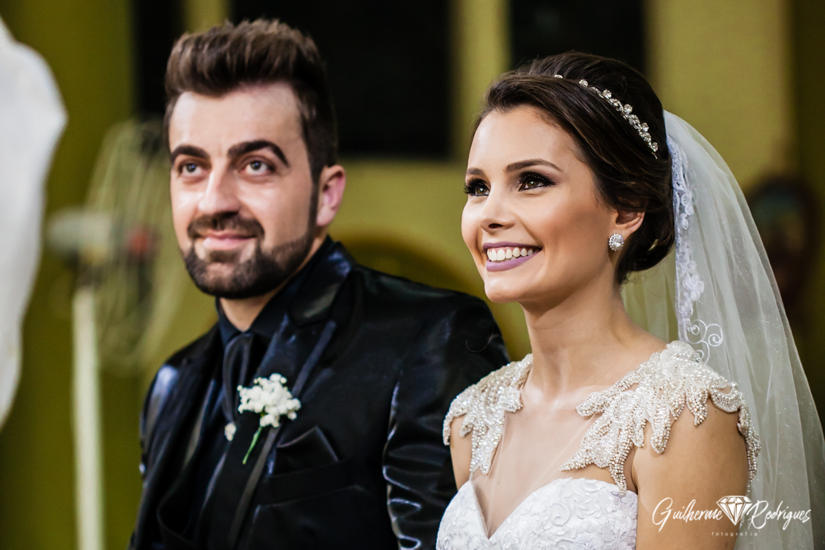 Noiva e noiva na cerimônia de casamento.