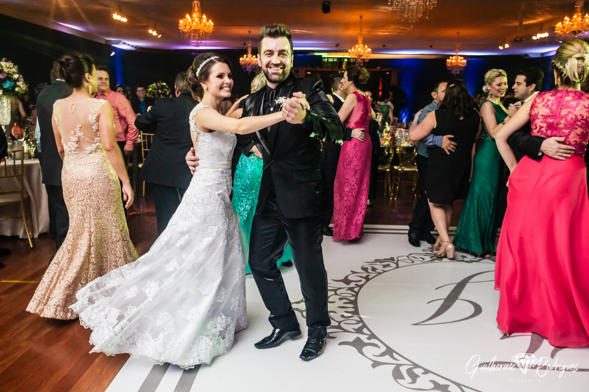 Vestido da noiva na festa de casamento