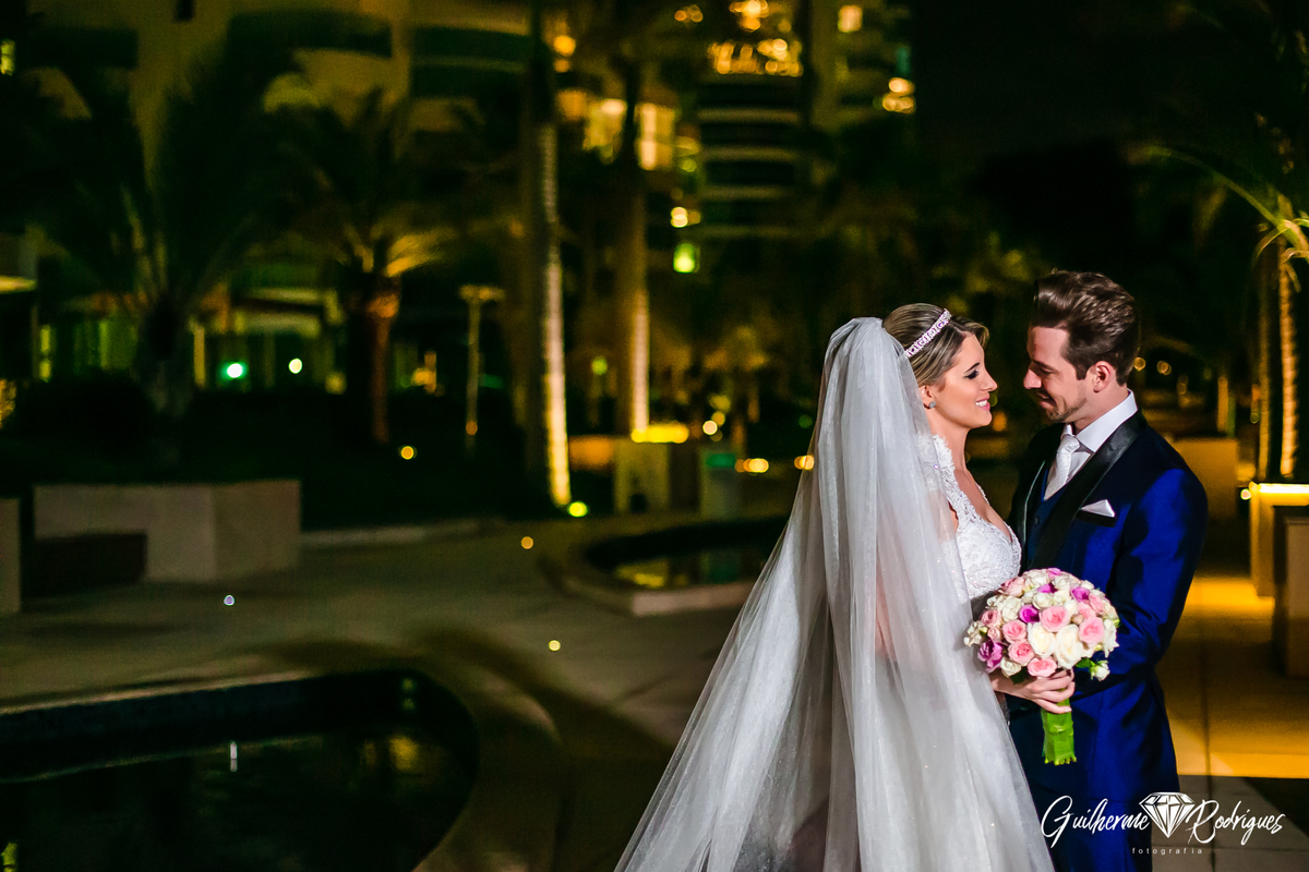Fotógrafo de casamento Balneário Camboriú Guilherme Rodrigues fotos de casamento na Águas da Brava Itajaí Praia Brava Vestido de noiva Spazio Cris Garcia G Beaute