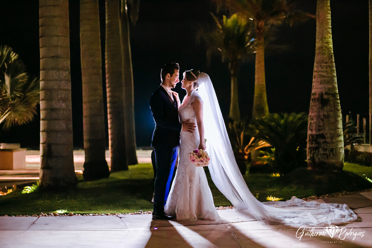 Fotógrafo de casamento Balneário Camboriú Guilherme Rodrigues fotos de casamento na Águas da Brava Itajaí Praia Brava Vestido de noiva Spazio Cris Garcia G Beaute