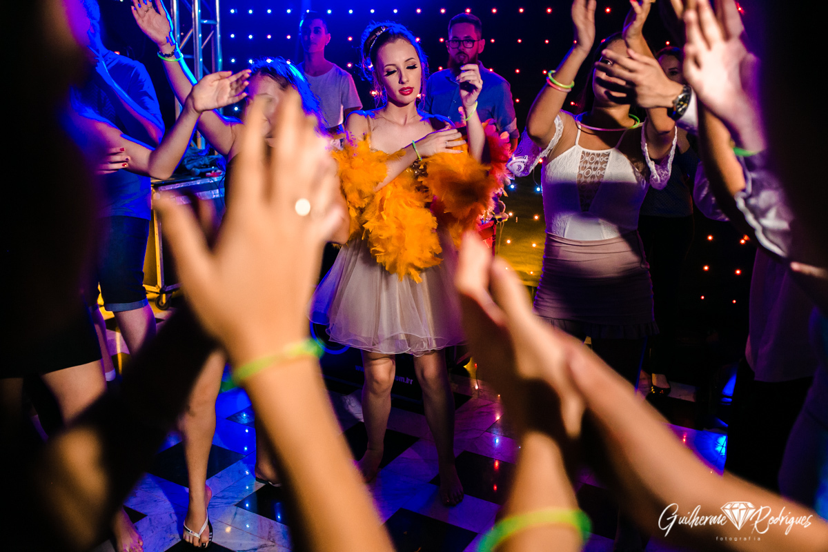 Fotógrafo Balneário Camboriú Guilherme Rodrigues, fotógrafo aniversário 15 anos, Fotógrafo Debutante, fotos de aniversário 15 anos, Vestido 15 anos, Ensaio Feminino, Book 15 anos, Book feminino, Sessão de fotos Balneário 