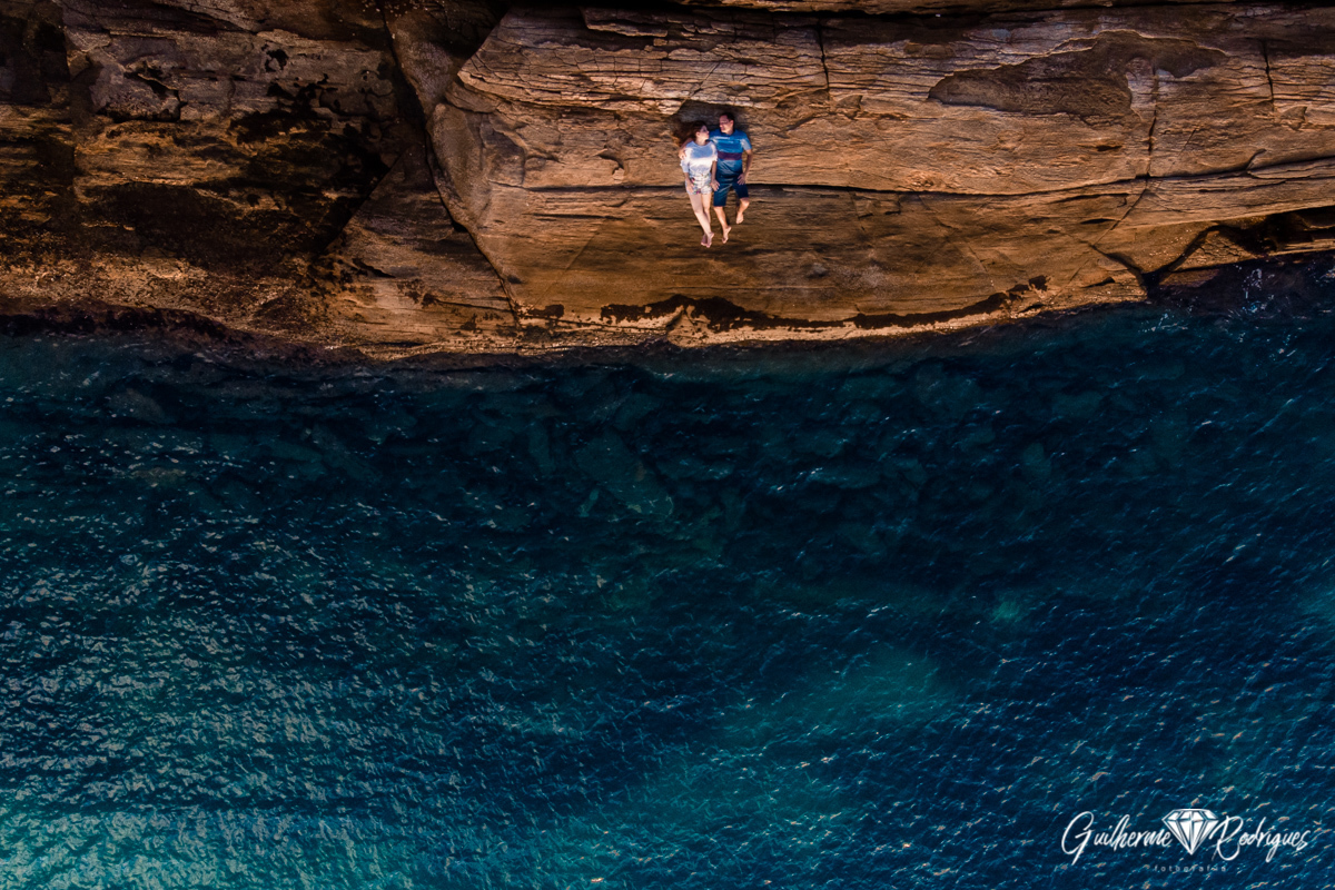 Foto ensaio casal em Bombinhas, pré wedding em Bombinhas, Pré casamento em Bombinhas SC, Fotógrafo em Bombinhas, Fotógrafo de casamento em Bombinhas, fotógrafo de pré casamento em Bombinhas, Ensaio casal na praia de Bombinhas, Melhor Fotógrafo Bombinhas