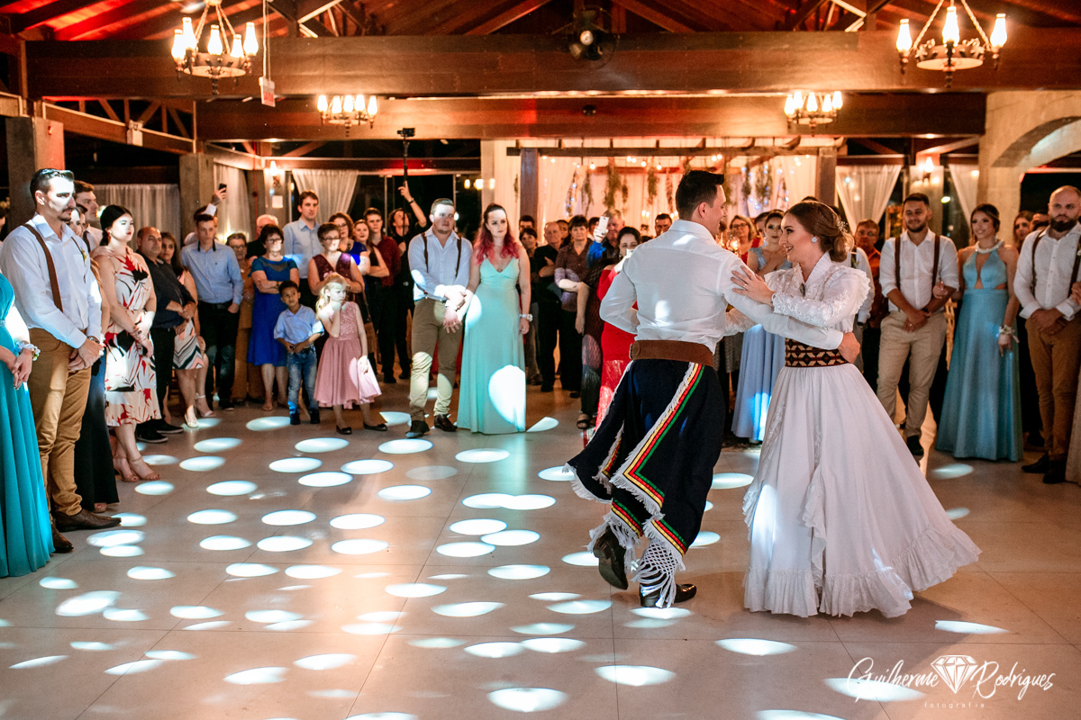 Foto de casamento Portal das Pedras Camboriú, Fotógrafo Guilherme Rodrigues, Local para casamento em Balneário Camboriú, Foto de noivos, foto de casal, Fotógrafo Balneário Camboriú Guilherme Rodrigues, Fotógrafo de casamento