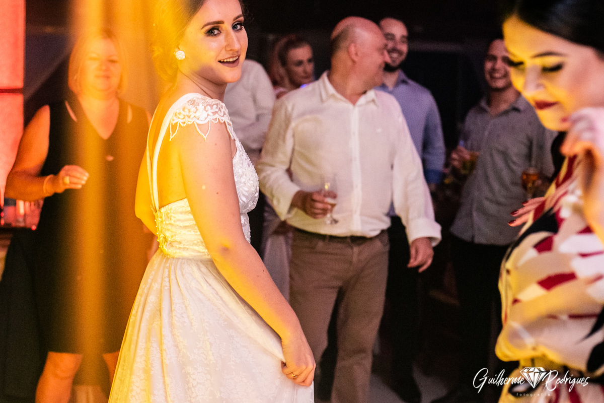 Foto de casamento Portal das Pedras Camboriú, Fotógrafo Guilherme Rodrigues, Local para casamento em Balneário Camboriú, Foto de noivos, foto de casal, Fotógrafo Balneário Camboriú Guilherme Rodrigues, Fotógrafo de casamento