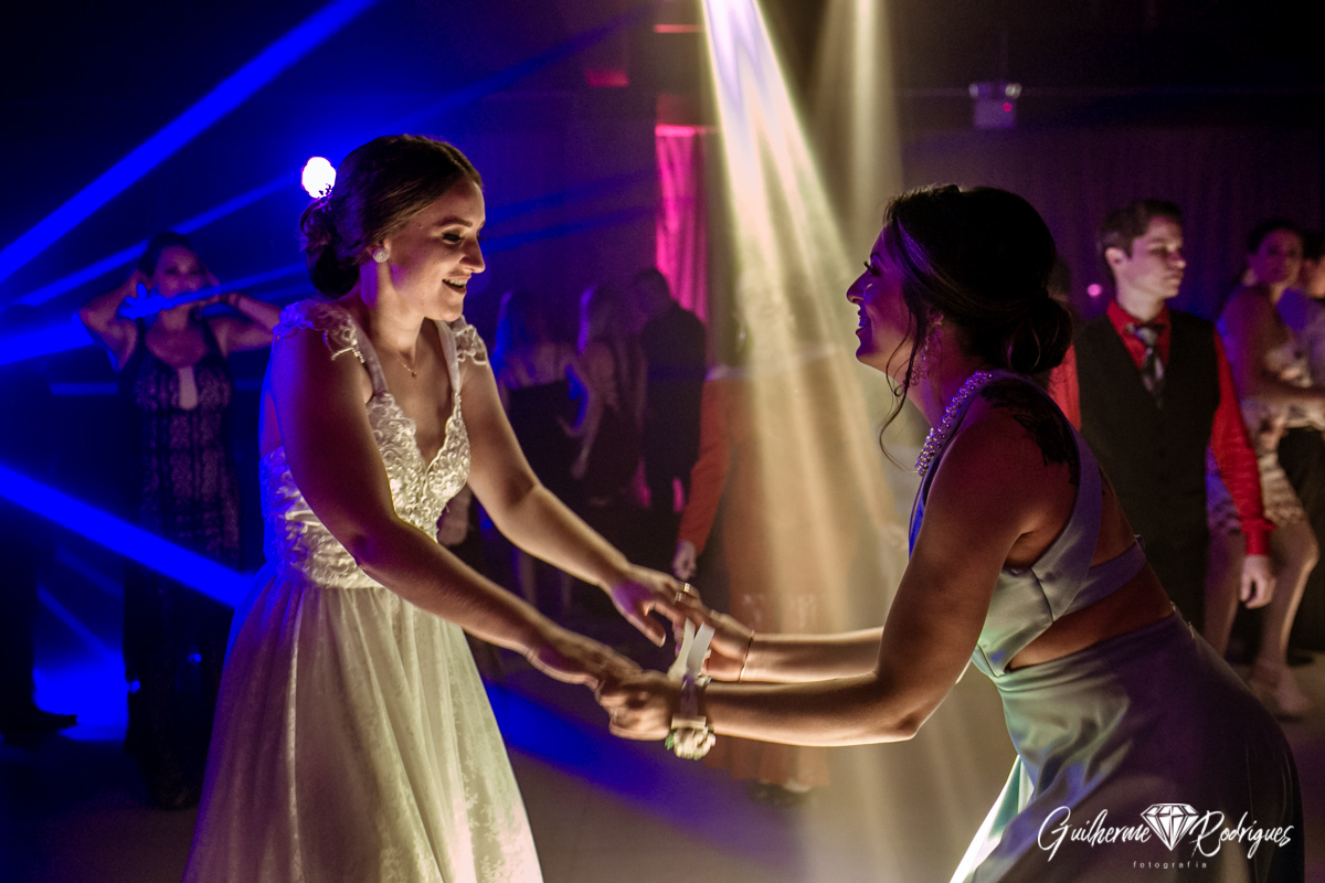 Foto de casamento Portal das Pedras Camboriú, Fotógrafo Guilherme Rodrigues, Local para casamento em Balneário Camboriú, Foto de noivos, foto de casal, Fotógrafo Balneário Camboriú Guilherme Rodrigues, Fotógrafo de casamento