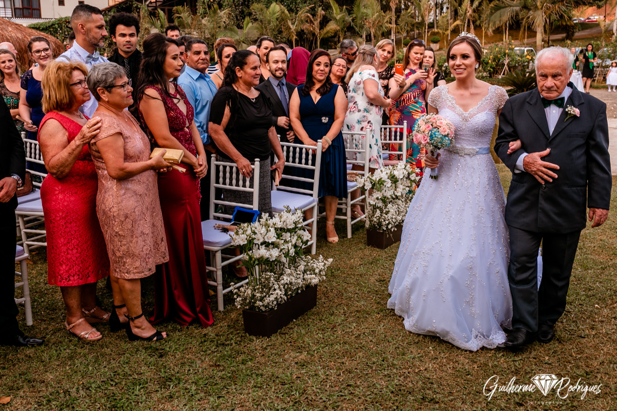 Fotos de casamento Kartódromo Internacional de Joinville, Casamento na Ilha Kartódromo Joinville, Casamento ao ar livre em Joinville, Casamento de dia em Joinville, Fotógrafo Joinville, Local para festa de casamento em Joinville, Guilherme Rodrigues